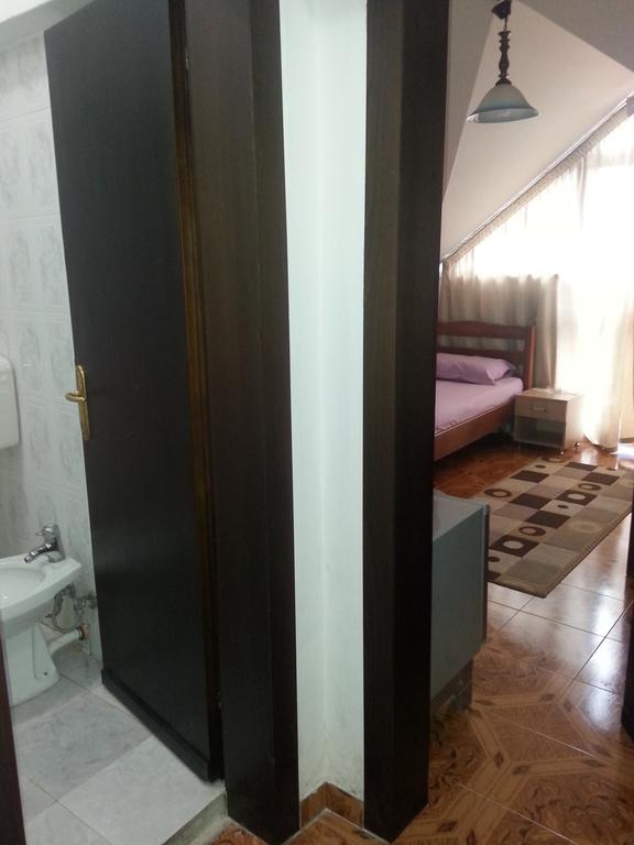 Hotel Ambasador Bahçallëk Kamer foto