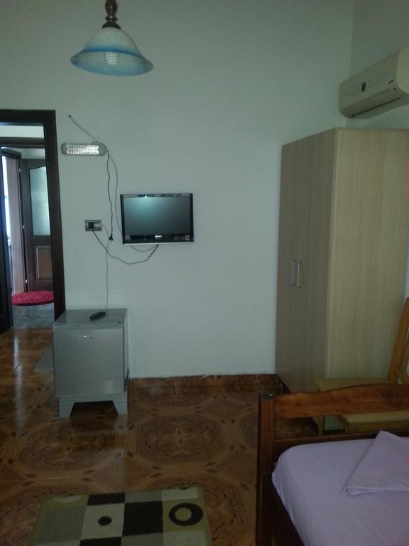 Hotel Ambasador Bahçallëk Kamer foto
